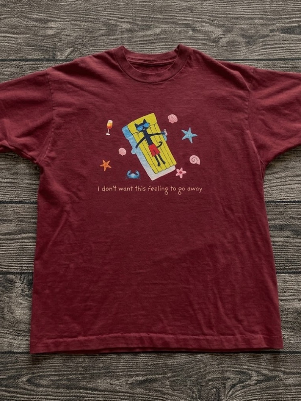 Graphic Cat Summer Tee in Burgundy